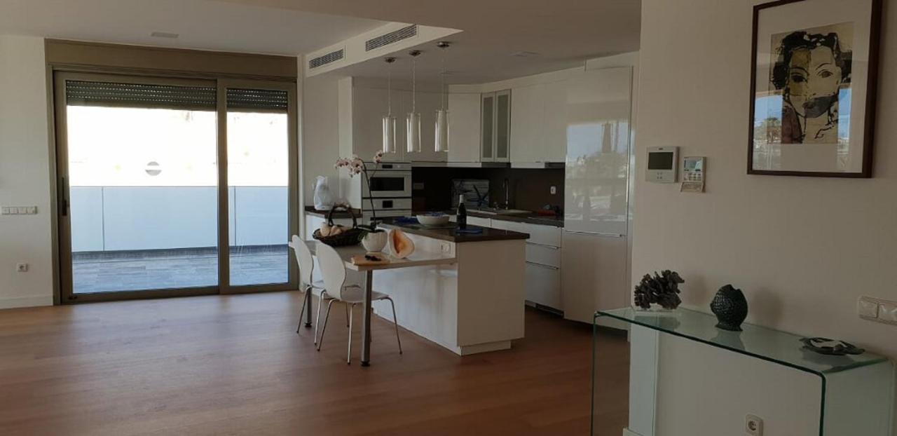 Beachfront Loft In Puerto De Mogan Exteriör bild